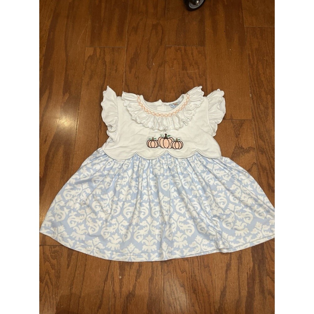 Busy bee smocks Top Size 5 Pumpkins Fall Damask White Blue